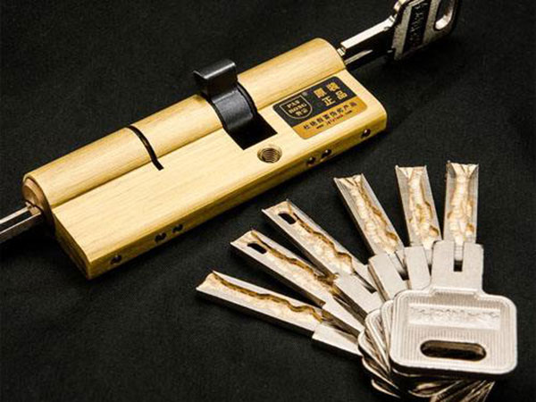 梅江24小时上门开锁公司