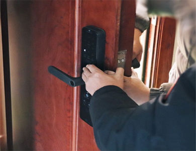 梅江24小时上门开锁公司